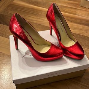 Jessica Simpson Metallic Red Parisah Platform Pumps 6.5